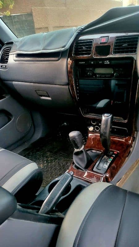 Toyota Surf 1996 model 1998 petrol 8