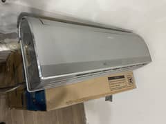 Gree 1.5 tons Split AC