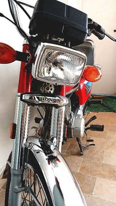 Honda CG 125 genuine hy 10/10 hy  2024 model