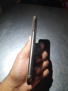 11 pro max Golden 64gb factory unlock