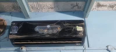 PEL InverterOn Jumbo Black Wifi (H&C) Air Conditioner