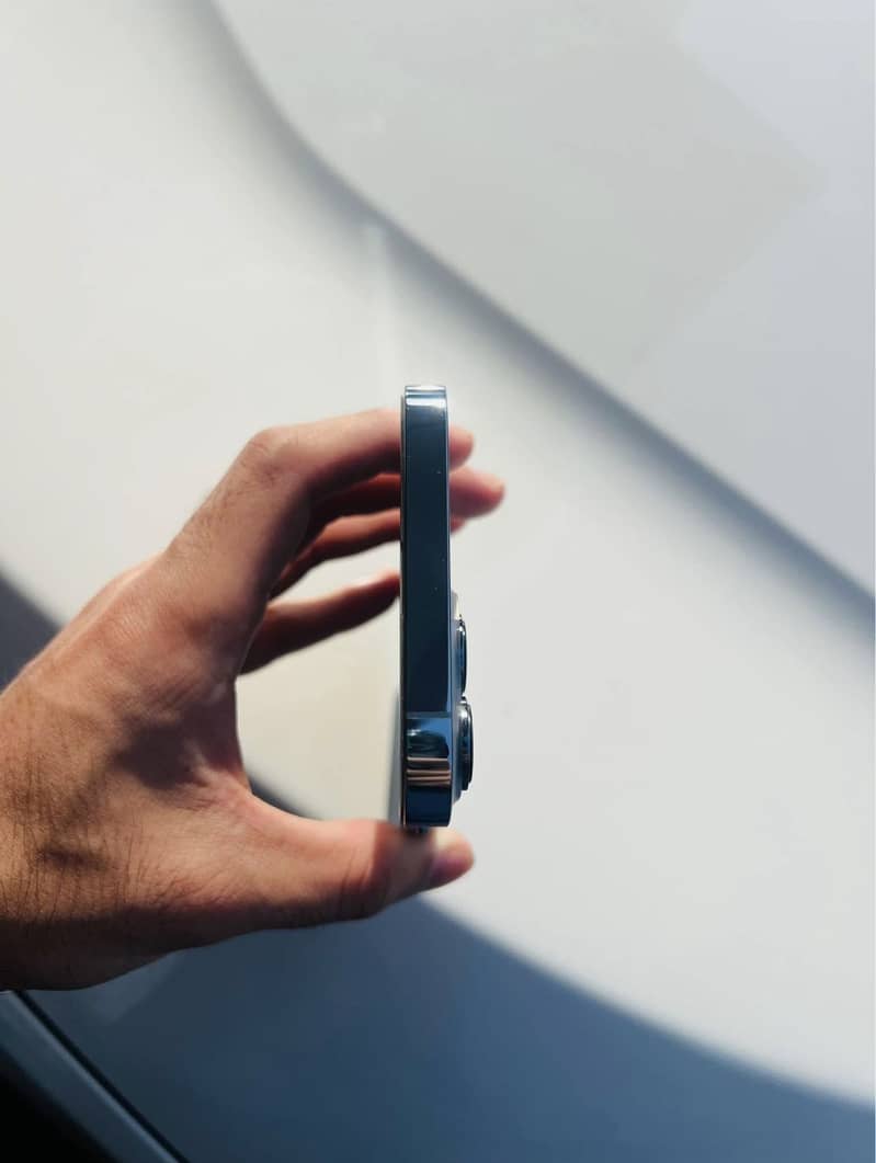 I Phone 13 Pro Max JV 256 GB 3