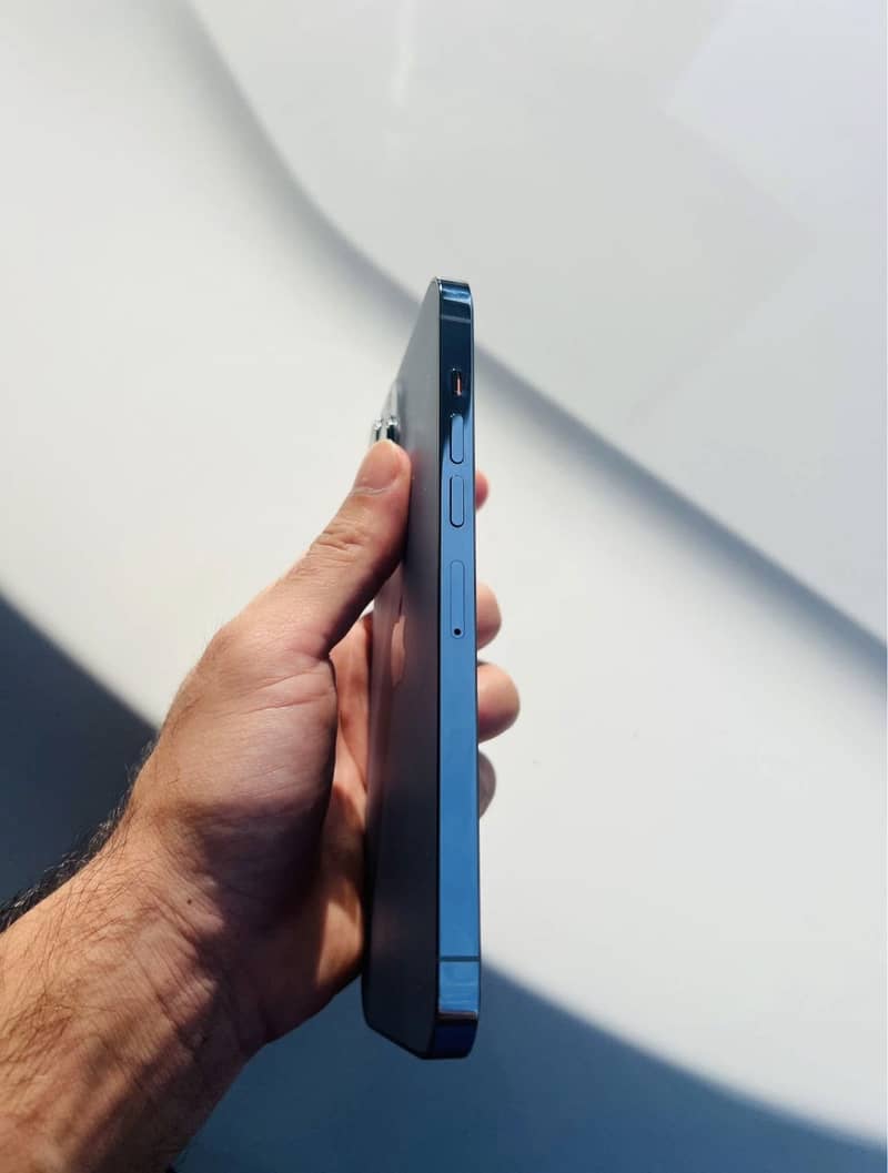 I Phone 13 Pro Max JV 256 GB 4