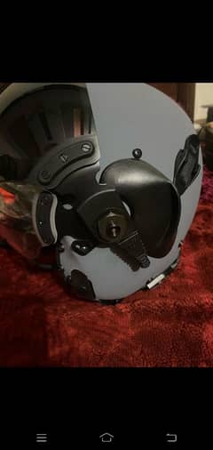 I have an airplane helmet I want to sell. It is new.