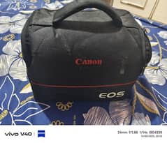 Canon 1300D