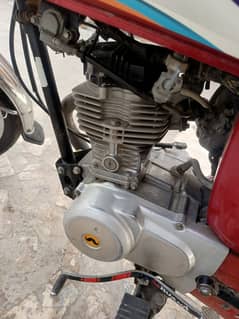 2016 model 125 original number plates available 03280605356urgent sale