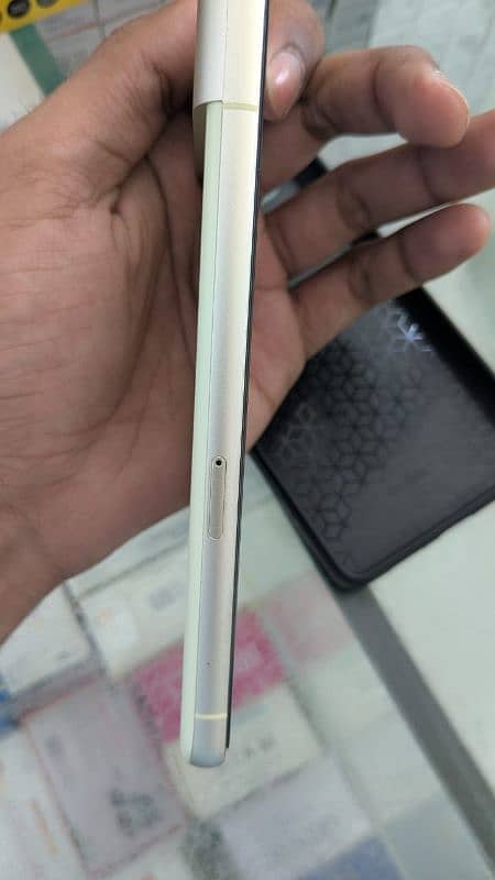 Google Pixel Dual Sim Official Tax Paid 8GB-128GB 3