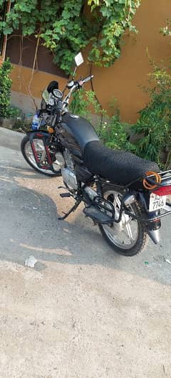 Suzki 150 GS special edition - urgent selling