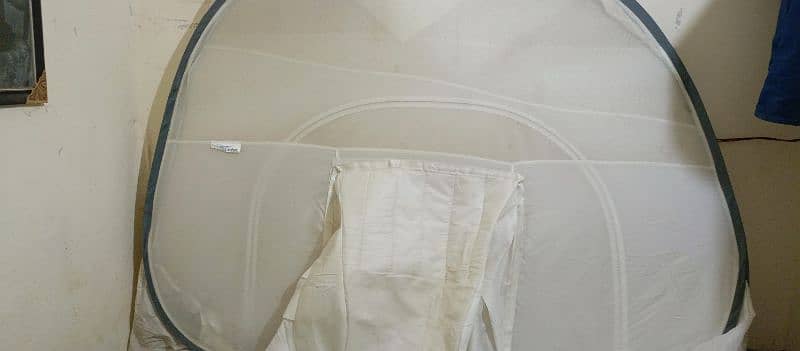 close comfortable 11