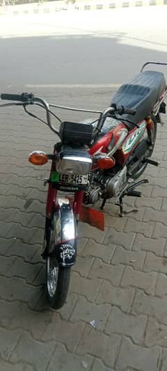 Honda CD 70 model 10 sb ok hy koi Kam NAHI honey wala