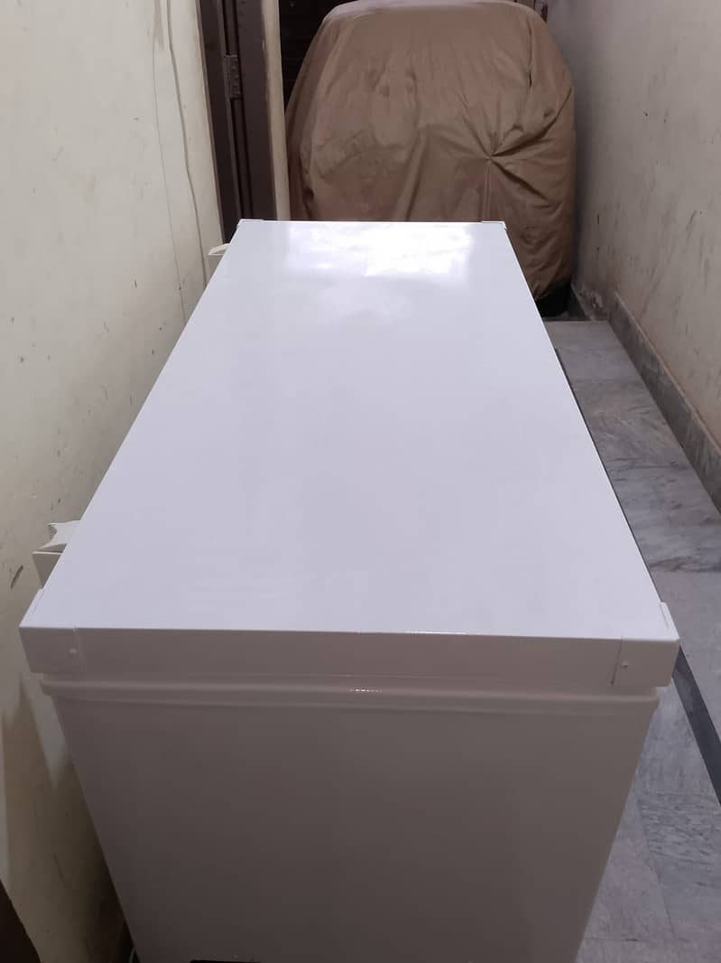 Waves deep freezer 03221345693 2