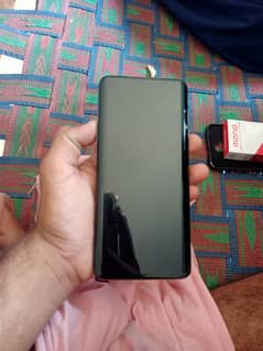 oneplus 7 Pro. 8GB RAM 256gb memory Snapdragon 55