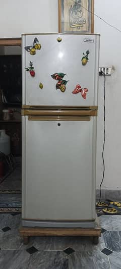 Orient refrigerator 6047 GS