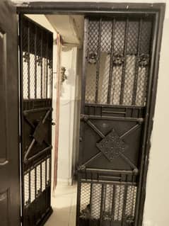 Ideal Prime Location Flat For sale In Nazimabad 4