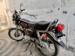 Honda CG125 Black 2022 Model (Perfect Condition)