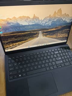 Dell Laptop 12th Gen Core i5 16GB Ram 512 GB ROM