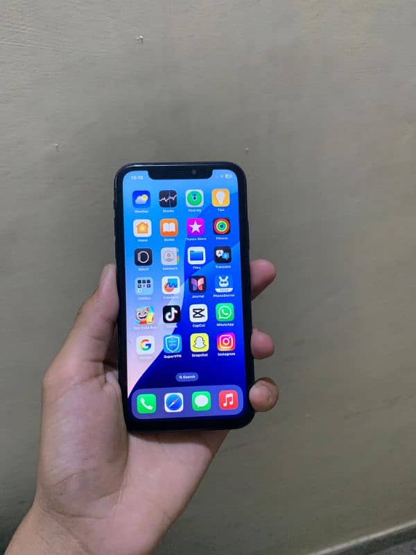 iPhone XR non PTA Factory Unlock 64 Gb With Box Exchange possible 3