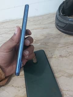 Huawei mate 10 lite all OK ha chalta Kamal ha better time be achii ha