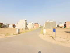 Corner Ground Level Fully Developed Area Near To National School College Commercial Facing 60 Feet