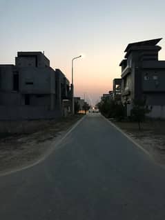 Size 10Marla Main 60Feet Road Near To National School College Commercial