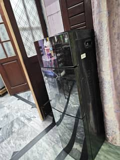 PEL Glass Door Water Dispenser.