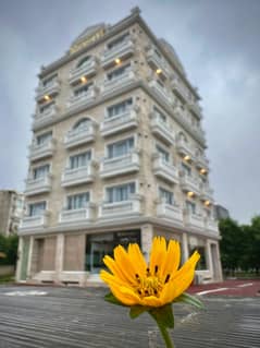 Gold Suite Facing Eiffel Tower Luxury Furnished Flat For Sale In Quaid Block Sector F Bahria Town Lahore