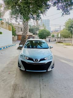 Toyota Yaris 1.3 Ativ X 2021
