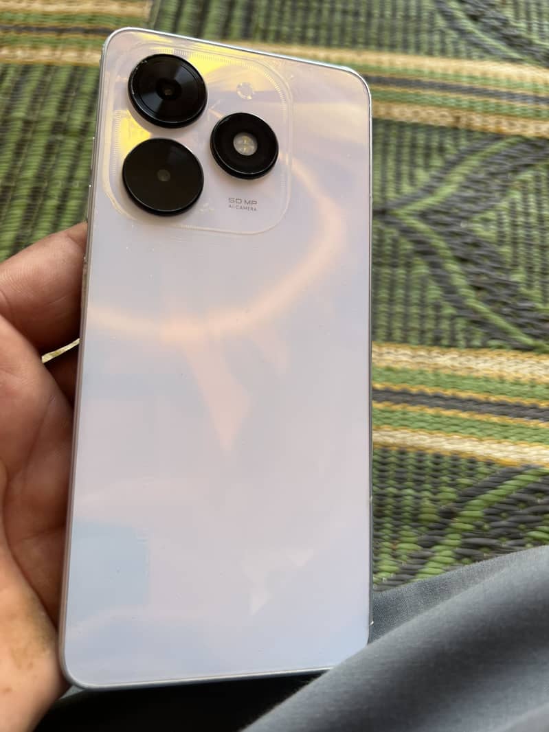 Tecno spark 20 c with box 2