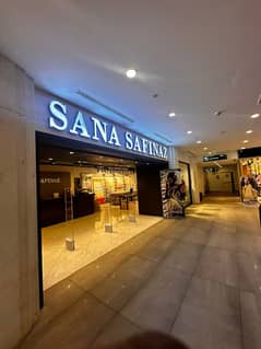 Rented shop for sale in Factory outlet mall .