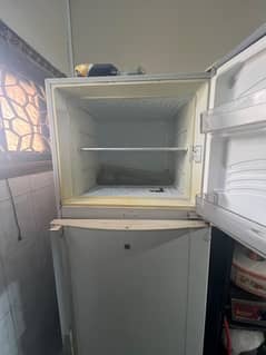 dawlance refrigerator