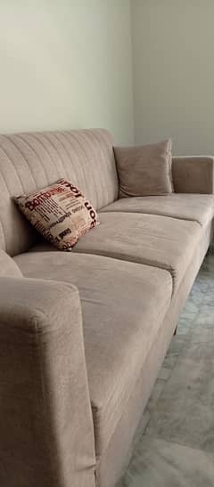 L Shaped Sofa and Centre Table