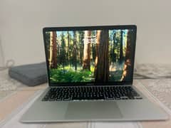 MacBook Air (Retina, 13-inch, 2021)