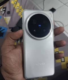 Vivo X200 pro 5g 16+16gb ram 512gb