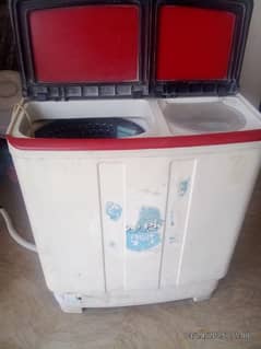 Izone Washing Machine And Dryer