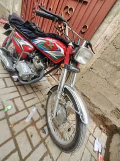 Honda 125 1st Owner (New Condition)