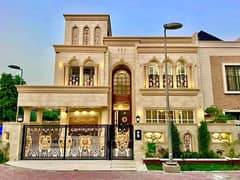 One Kanal House For Rent
