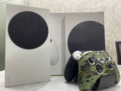 Xbox Series S With 2 Controllers