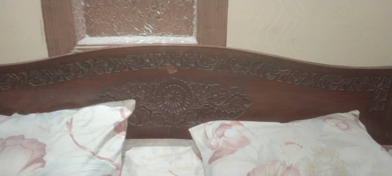Bed with two side table and dressing table 1
