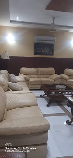 15 Marla Corner House Available For Sale in Cavalry Ground