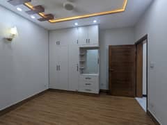 Rawalpindi Bahria Town Phase 8 Usman Block 7 Marla Double Unit House