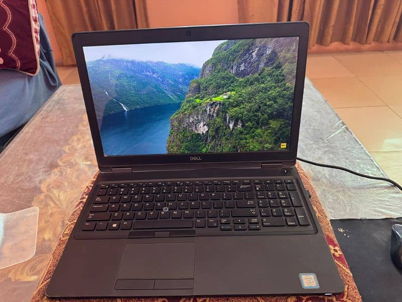 Dell latitude 5591 i-7 8th Gen, 2 GB, MX 130 card, Touch 16/512 SSD 0