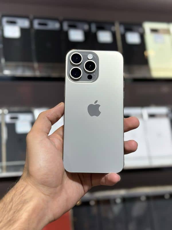 iPhone 15 Pro Max Jv Non pTa 1