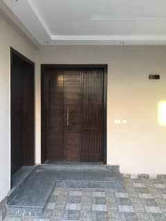 5 Marla Slightly Use Frunesh house for sale in lake city Meadows ex state life society