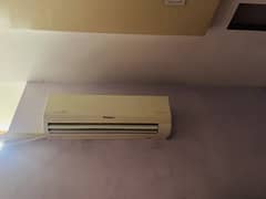 Dawlance split AC excellent working and chill