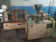 30 ton Injection molding machine