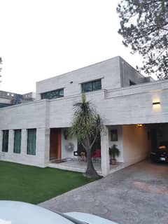 Beautiful 1 Kanal Upper Portion Available For Rent On Prime Location In G10