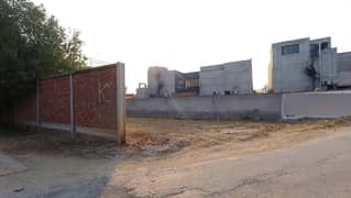 Theather Main Road One Kanal Plot Sui Gas Sewerage Electricity Sarkari Road For Sale