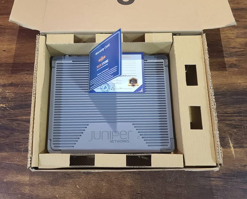 Juniper EX2300-C Compact Ethernet Switch (Renewed) 1