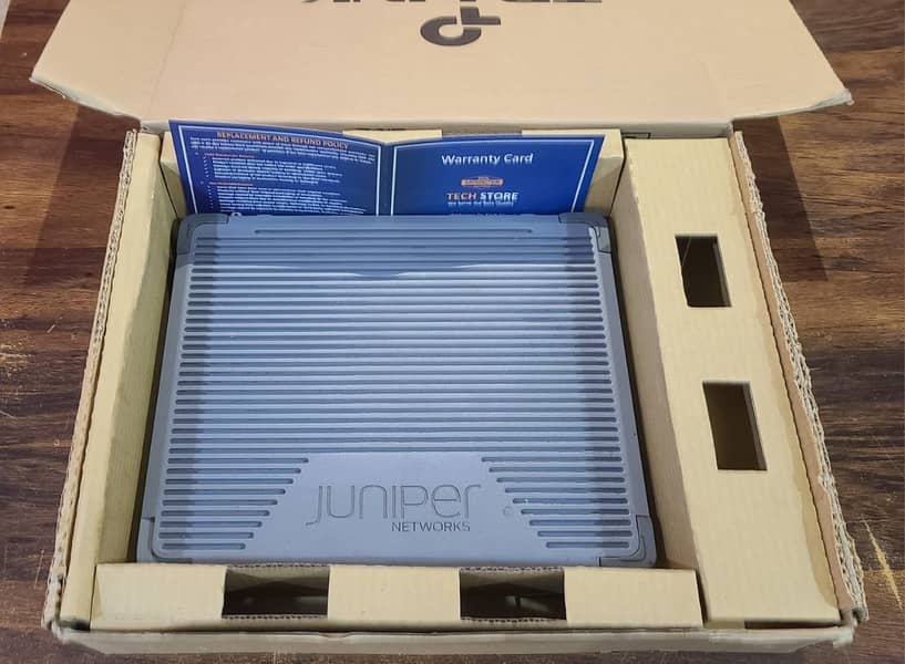 Juniper EX2300-C Compact Ethernet Switch (Renewed) 2