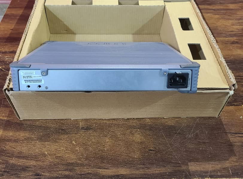 Juniper EX2300-C Compact Ethernet Switch (Renewed) 5
